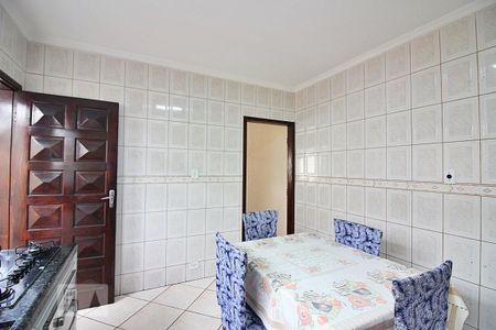 Casa à venda com 256m², 3 quartos e 2 vagasCozinha