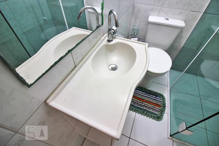 Casa à venda com 256m², 3 quartos e 2 vagasBanheiro do Quarto 1 - Suíte