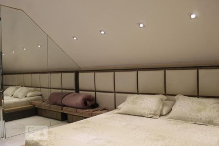 Casa de condomínio para alugar com 350m², 6 quartos e 2 vagas Casa de condomínio para alugar com 350m², 6 quartos e 2 vagasQuarto 5 - Suíte