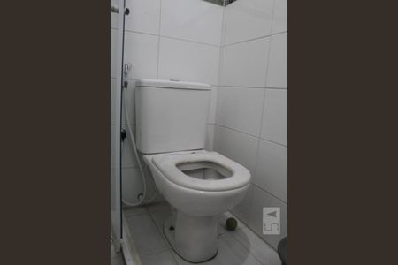 Casa de condomínio para alugar com 350m², 6 quartos e 2 vagas Casa de condomínio para alugar com 350m², 6 quartos e 2 vagasBanheiro de Serviço