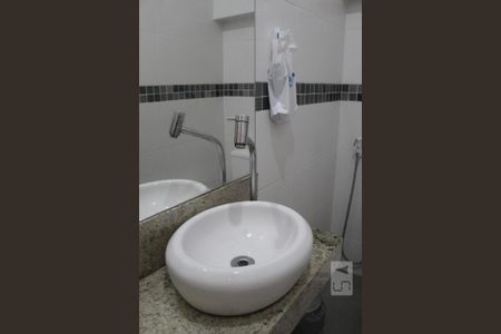 Casa de condomínio para alugar com 350m², 6 quartos e 2 vagas Casa de condomínio para alugar com 350m², 6 quartos e 2 vagasBanheiro Social