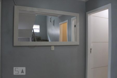 Casa de condomínio para alugar com 350m², 6 quartos e 2 vagas Casa de condomínio para alugar com 350m², 6 quartos e 2 vagasCorredor