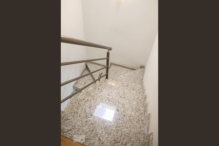 Escada de apartamento para alugar com 3 quartos, 180m² em Santa Paula, São Caetano do Sul