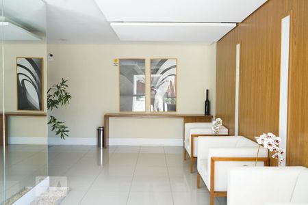 Apartamento para alugar com 67m², 2 quartos e 1 vagaHall