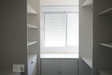 Apartamento para alugar com 67m², 2 quartos e 1 vagaCloset