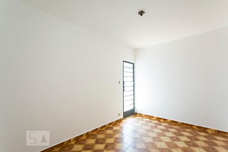 Sala de casa para alugar com 2 quartos, 70m² em Presidente Roosevelt, Uberlândia