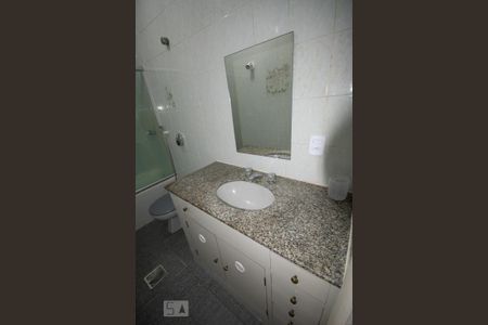 Apartamento para alugar com 60m², 1 quarto e sem vagaBanheiro