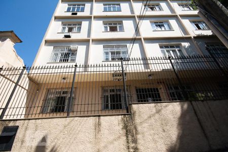 Apartamento para alugar com 60m², 1 quarto e sem vagaFachada