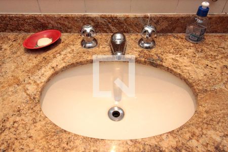 Apartamento para alugar com 200m², 3 quartos e 3 vagasBanheiro da Suíte 2