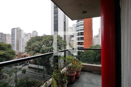 Varanda de apartamento para alugar com 3 quartos, 200m² em Higienópolis, São Paulo