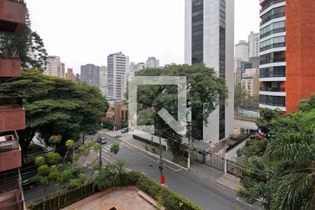 Apartamento para alugar com 200m², 3 quartos e 3 vagasVista
