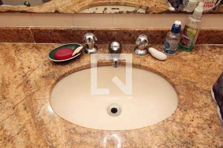 Apartamento para alugar com 200m², 3 quartos e 3 vagasBanheiro da Suíte 1