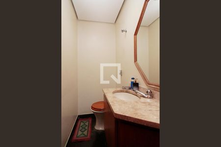 Apartamento para alugar com 200m², 3 quartos e 3 vagasLavabo