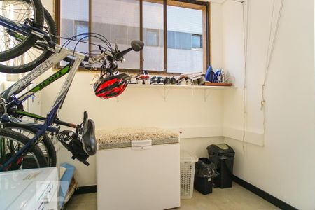 Apartamento à venda com 750m², 5 quartos e 6 vagasÁrea de Serviço