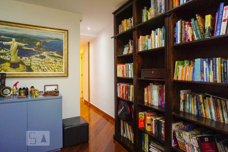 Apartamento à venda com 750m², 5 quartos e 6 vagasEscritório