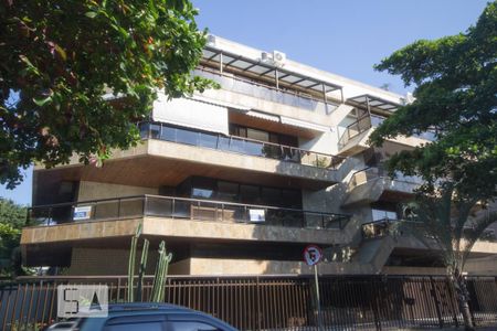 Apartamento à venda com 750m², 5 quartos e 6 vagasFachada