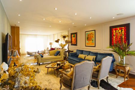 Apartamento à venda com 750m², 5 quartos e 6 vagasSala