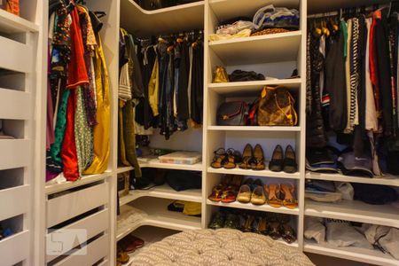 Apartamento à venda com 750m², 5 quartos e 6 vagasCloset da Suíte 1