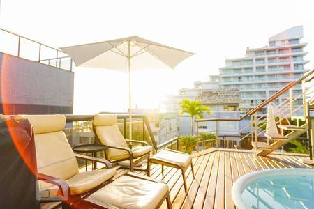 Apartamento à venda com 750m², 5 quartos e 6 vagasVaranda da Sala/Piscina