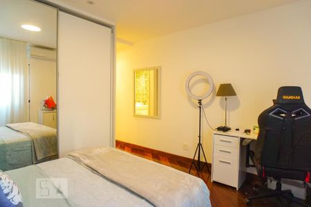 Apartamento à venda com 750m², 5 quartos e 6 vagasSuíte 3