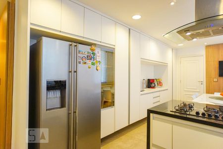 Apartamento à venda com 750m², 5 quartos e 6 vagasCozinha