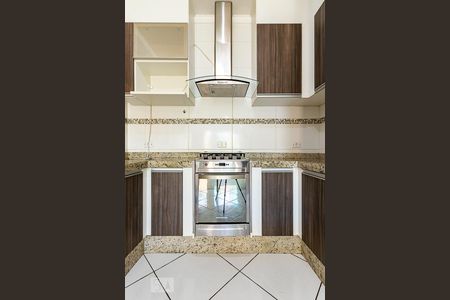 Casa de condomínio à venda com 58m², 2 quartos e 1 vagaCozinha 