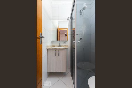 Casa de condomínio à venda com 58m², 2 quartos e 1 vagaBanheiro suíte 2