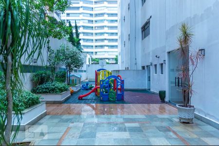 Apartamento à venda com 230m², 4 quartos e 3 vagasÁrea Comum - Playground