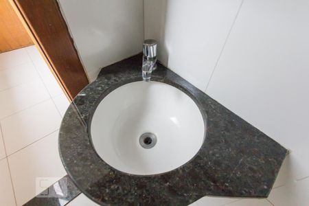 Apartamento para alugar com 81m², 2 quartos e sem vaga Apartamento para alugar com 81m², 2 quartos e sem vagaBanheiro de Serviço