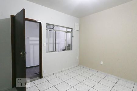 Sala de casa para alugar com 3 quartos, 75m² em Jardim Nossa Senhora do Carmo, São Paulo