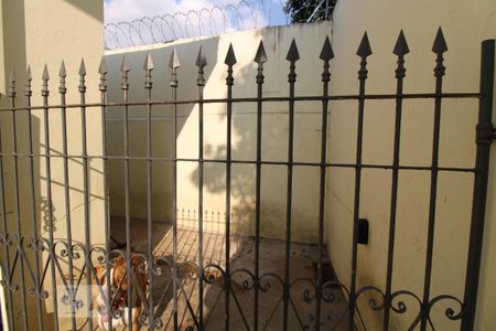 Casa à venda com 199m², 3 quartos e 2 vagasQuintal