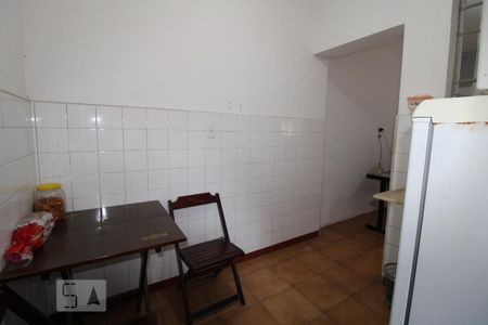 Casa à venda com 199m², 3 quartos e 2 vagasCozinha
