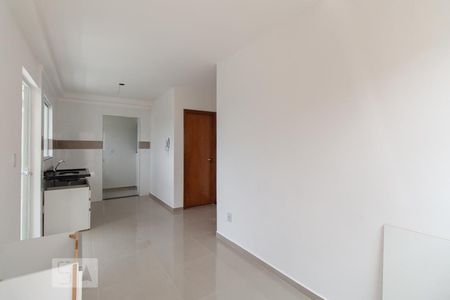 Apartamento para alugar com 40m², 2 quartos e 1 vagaSala e cozinha