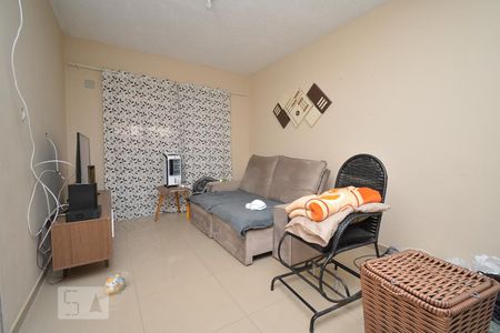 Sala de casa à venda com 3 quartos, 125m² em Jardim Santa Emilia, Guarulhos