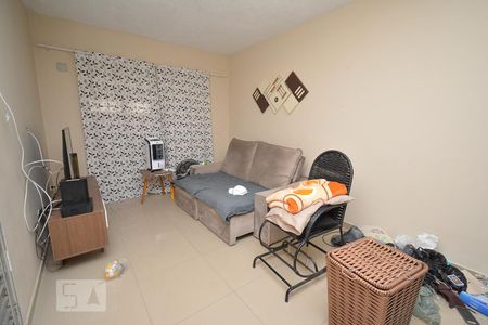 Sala de casa à venda com 3 quartos, 125m² em Jardim Santa Emilia, Guarulhos