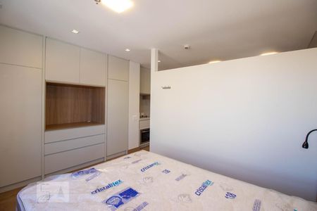 Quarto de kitnet/studio para alugar com 1 quarto, 45m² em Petrópolis, Porto Alegre