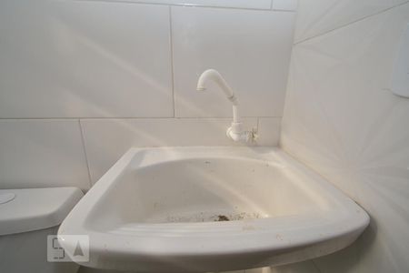 Banheiro - Torneira de kitnet/studio para alugar com 1 quarto, 28m² em Jardim Presidente Dutra, Guarulhos