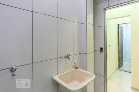 Casa para alugar com 30m², 1 quarto e sem vagaArea de Serviço