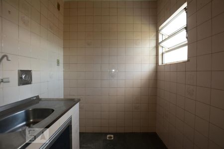 Cozinha de kitnet/studio para alugar com 1 quarto, 52m² em Penha Circular, Rio de Janeiro