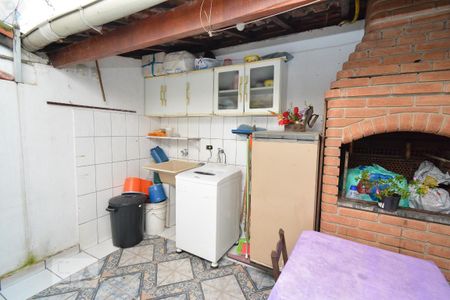 Casa à venda com 113m², 3 quartos e 1 vagaÁrea de Serviço