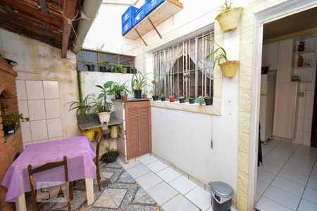 Casa à venda com 113m², 3 quartos e 1 vagaÁrea de Serviço