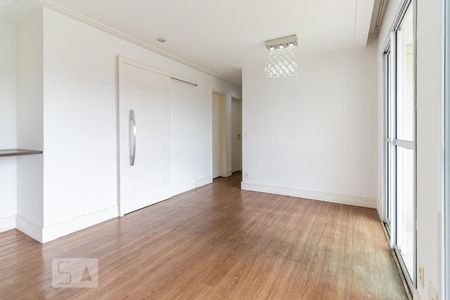 Sala de apartamento para alugar com 3 quartos, 80m² em Jurubatuba, São Paulo