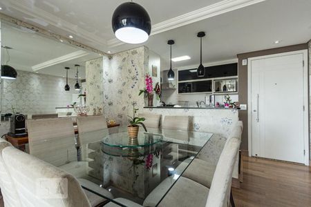 Apartamento à venda com 70m², 3 quartos e 2 vagasSala