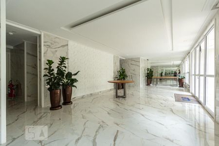 Apartamento à venda com 70m², 3 quartos e 2 vagasLavanderia