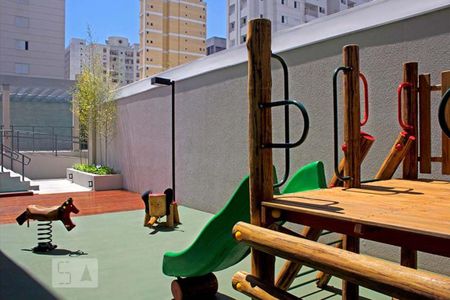 Apartamento para alugar com 70m², 1 quarto e 1 vaga Apartamento para alugar com 70m², 1 quarto e 1 vagaÁrea Comum - Playground