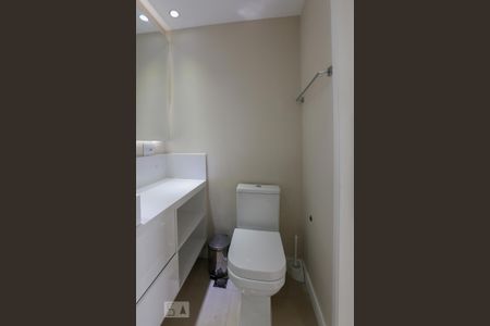 Apartamento para alugar com 70m², 1 quarto e 1 vaga Apartamento para alugar com 70m², 1 quarto e 1 vagaBanheiro