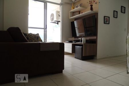 Sala  de apartamento à venda com 2 quartos, 49m² em Anil, Rio de Janeiro