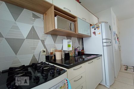 Apartamento à venda com 49m², 2 quartos e 1 vaga Apartamento à venda com 49m², 2 quartos e 1 vagaCozinha - Armários
