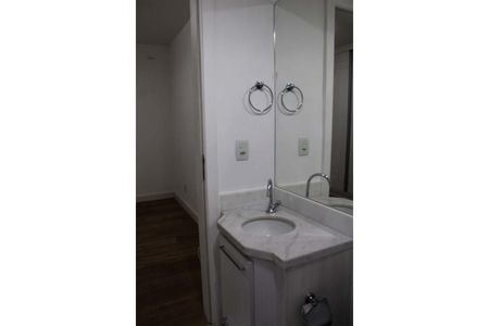 Apartamento à venda com 76m², 3 quartos e 2 vagas Apartamento à venda com 76m², 3 quartos e 2 vagasBanheiro 1- Suíte