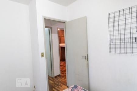 Quarto de apartamento para alugar com 3 quartos, 70m² em Vila Butantã, São Paulo